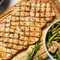 Escalope de poulet grillé