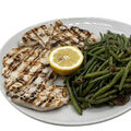 Escalope de poulet grillé