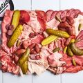 Grande planche de charcuterie